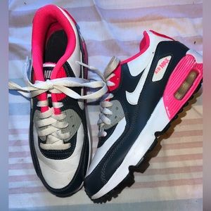 Women’s Nike AirMax Size 5